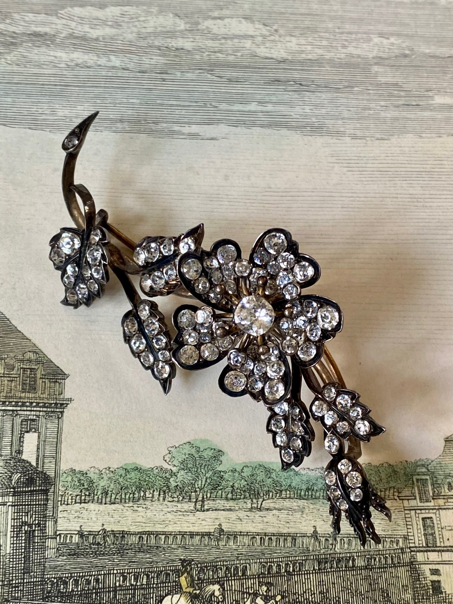 Exceptional Antique French Brooch «en tremblant », Silver